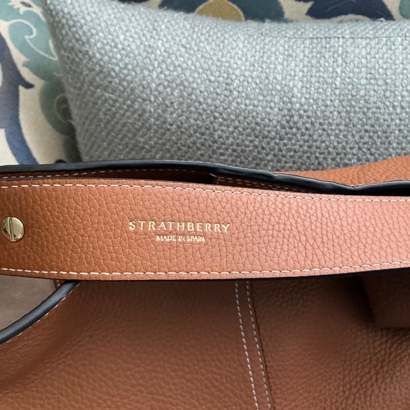 STRATHBERRY LARGE LANA HOBO BAG - Picture 5 of 7